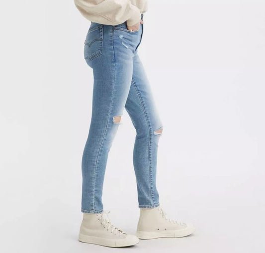 24x30 Levi's® Women's 721 High-Rise Skinny Jeans